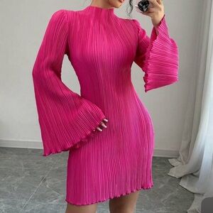 Elegant Pink Pleated Dress